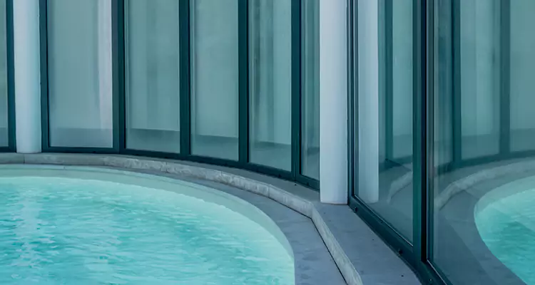 Repair Polyester Screen for Pool Enclosure in Edgewater, FL