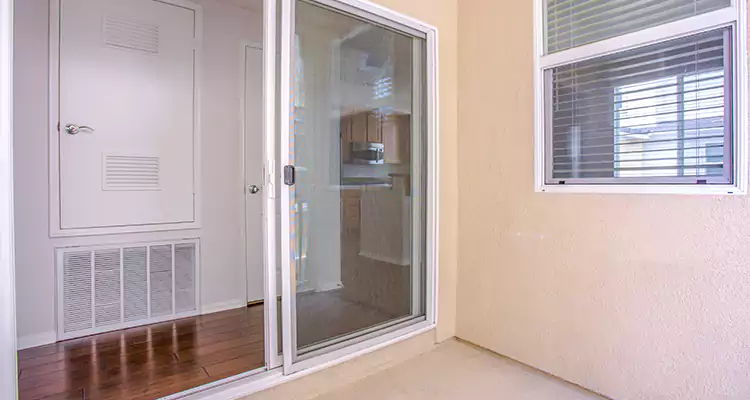 Sliding Screen Door Track Repair in Edgewater, FL