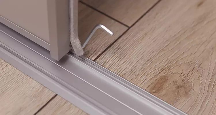 Squeaky Sliding Door Repair in Edgewater, FL