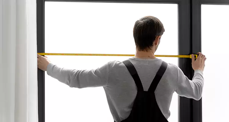 Retractable Deck Screens Repair in Edgewater, FL